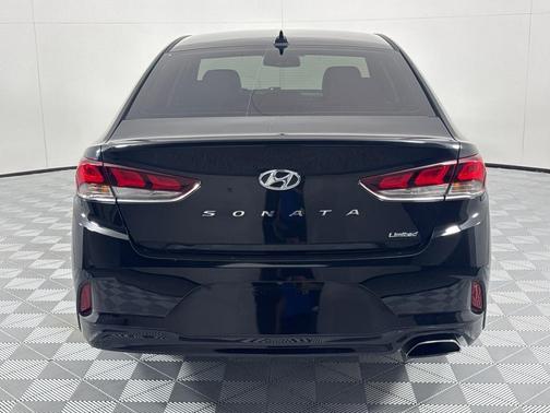 2018 Hyundai SONATA Limited