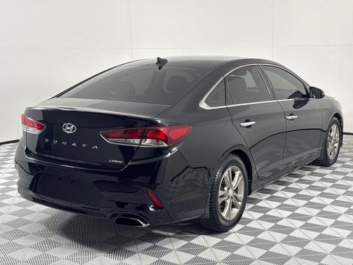 2018 Hyundai SONATA Limited