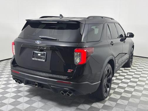 Black 2020 Ford Explorer ST