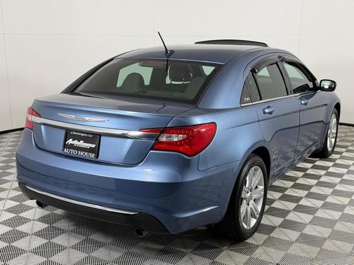 2011 Chrysler 200 Touring