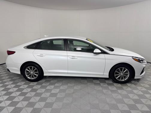 2018 Hyundai SONATA ECO