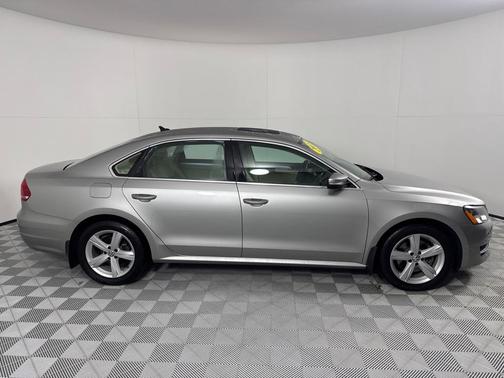2013 Volkswagen Passat 2.5 SE