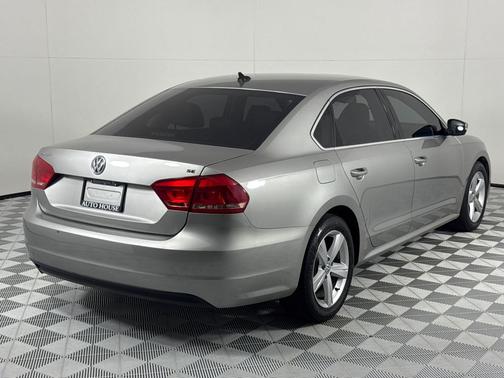 2013 Volkswagen Passat 2.5 SE