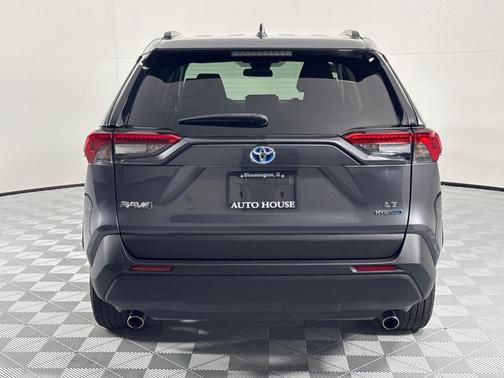 2022 Toyota RAV4 Hybrid LE