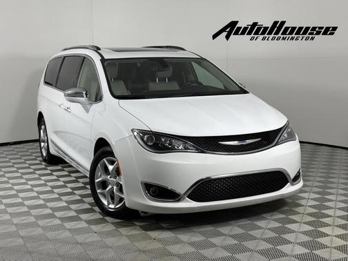 White 2020 Chrysler Pacifica Limited