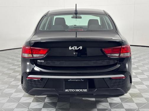 2023 Kia Rio LX