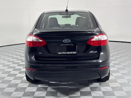 2015 Ford Fiesta SE