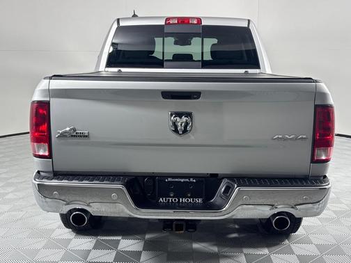 2015 RAM 1500 SLT
