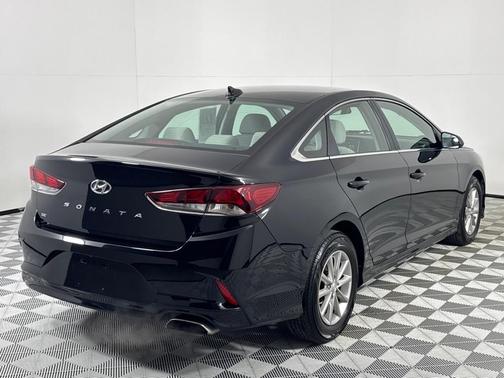 2019 Hyundai SONATA SE
