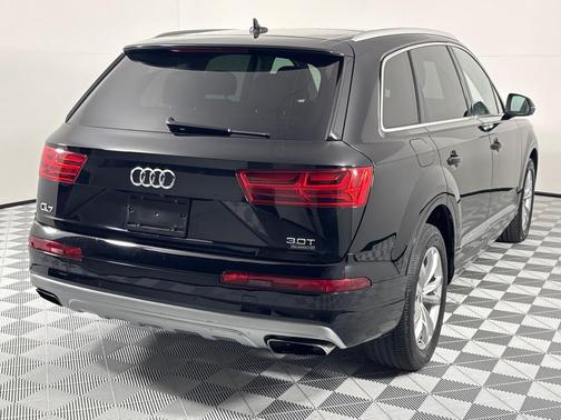 2017 Audi Q7 3.0T Premium