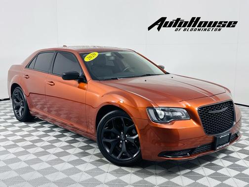 2020 Chrysler 300 Touring