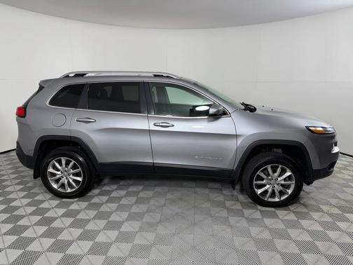 Silver 2014 Jeep Cherokee Limited