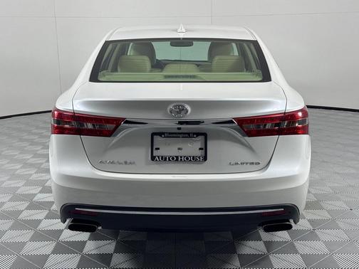 2016 Toyota Avalon XLE