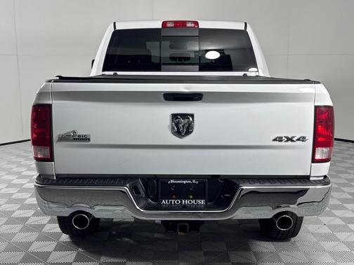 2015 RAM 1500 SLT