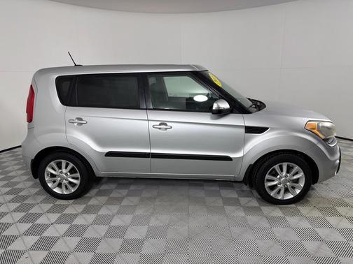 2013 Kia Soul +