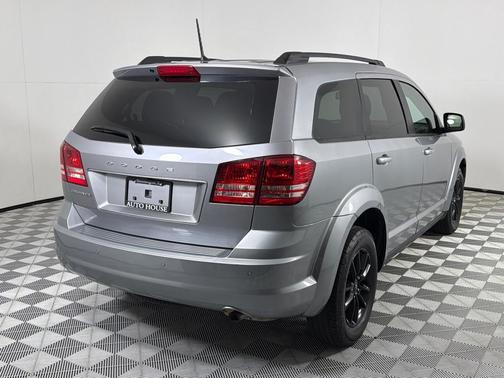 Silver 2020 Dodge Journey SE Value