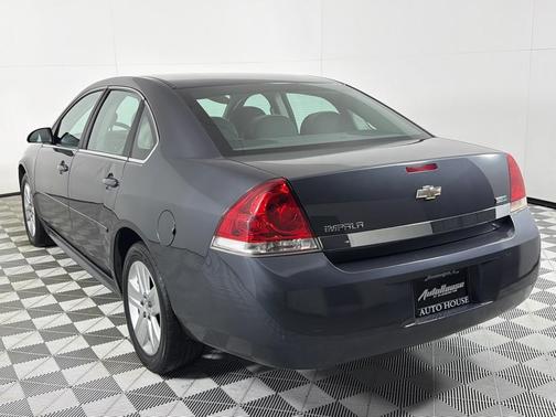 2011 Chevrolet Impala LS