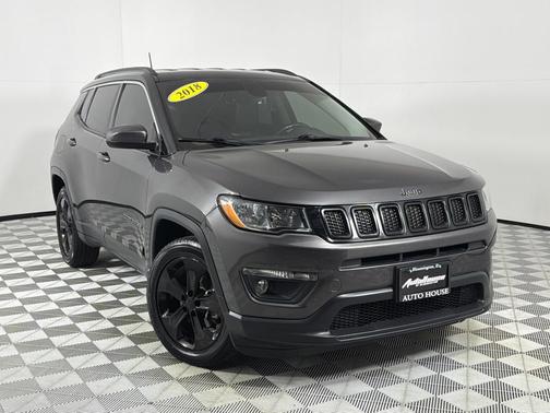 Gray 2018 Jeep Compass Latitude