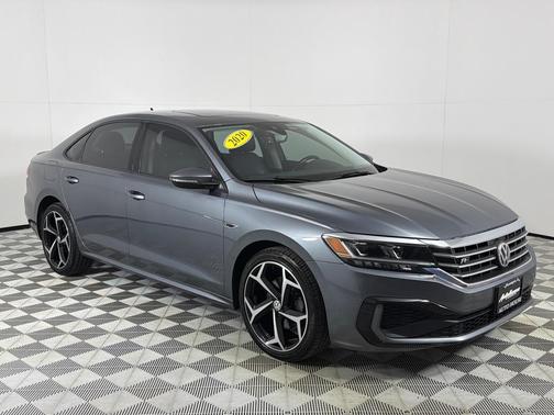 2020 Volkswagen Passat 2.0T R-Line