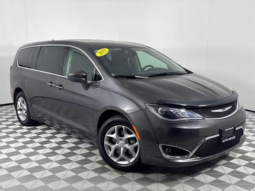 2019 Chrysler Pacifica Touring Plus