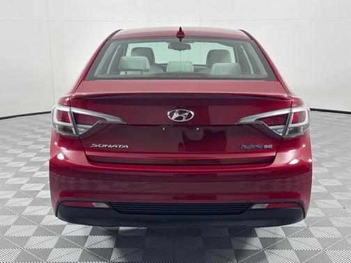 2016 Hyundai SONATA Hybrid SE