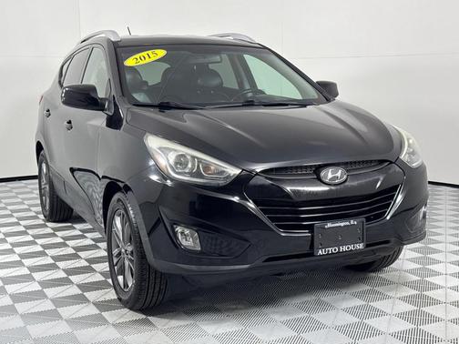 2015 Hyundai TUCSON SE