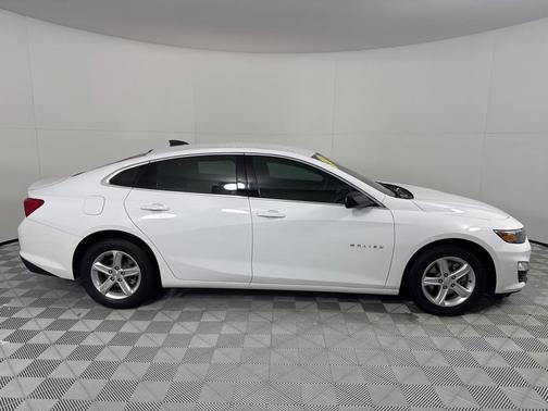 2022 Chevrolet Malibu 1LS