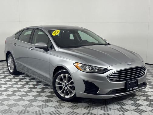 2020 Ford Fusion Hybrid SE