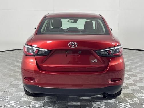 2017 Toyota Yaris iA Base