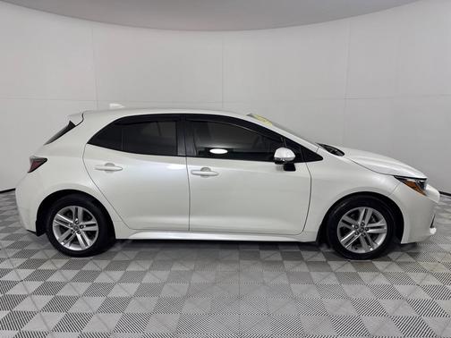 2019 Toyota Corolla Hatchback SE