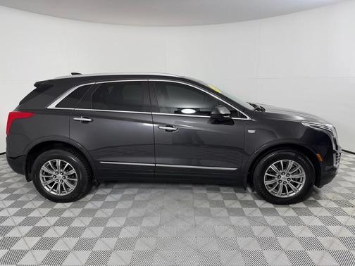 Gray 2017 Cadillac XT5 Luxury