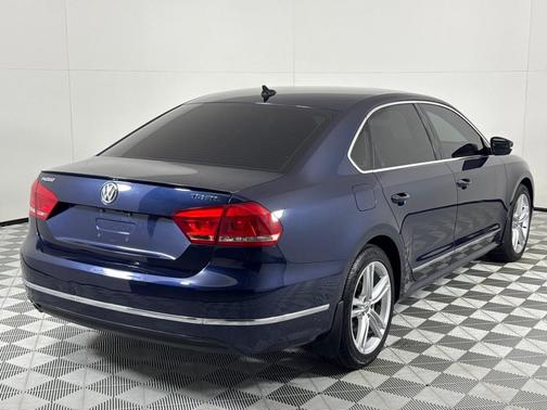 2013 Volkswagen Passat 2.0 TDI SEL Premium