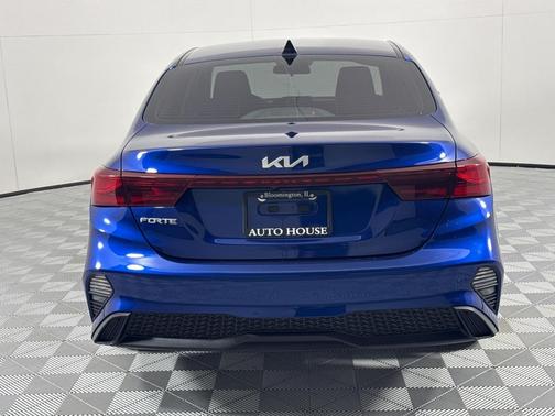 2023 Kia Forte LX