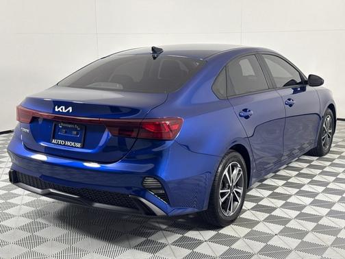 2023 Kia Forte LX