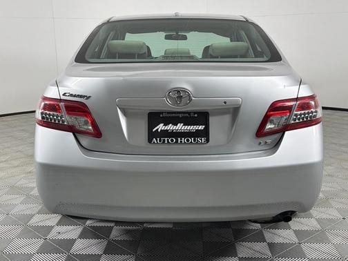 2010 Toyota Camry LE