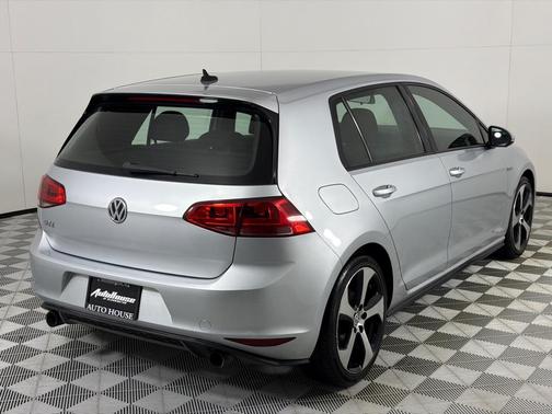 2016 Volkswagen Golf GTI 2.0T S 4-Door