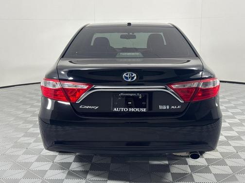 2017 Toyota Camry Hybrid 