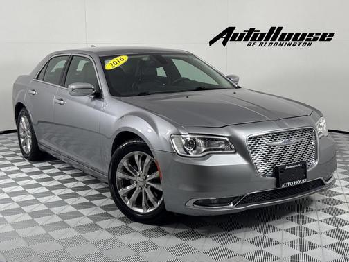 2016 Chrysler 300 Limited