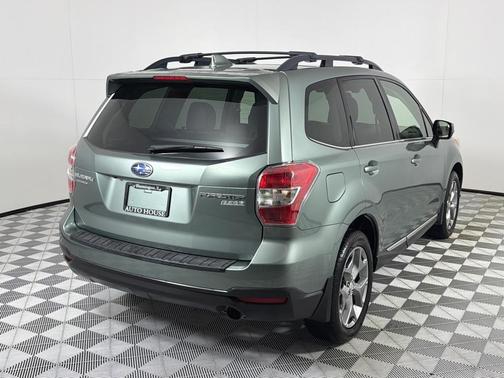Jasmine Green Metallic 2016 Subaru Forester 2.5i Touring