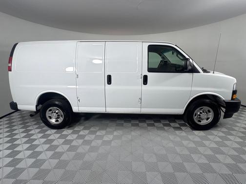 2020 Chevrolet Express 2500 Work Van