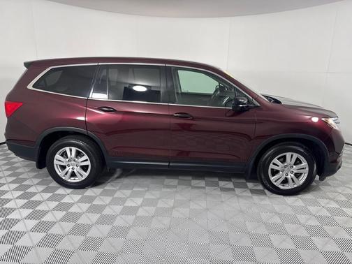 2017 Honda Pilot LX