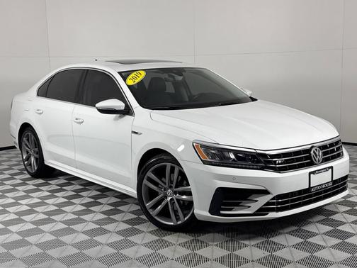 2019 Volkswagen Passat 2.0T SE R-Line