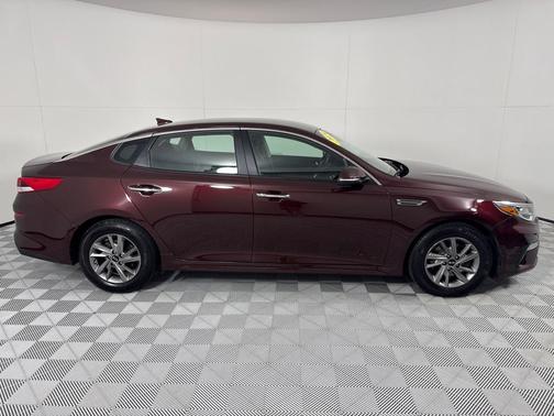 2019 Kia Optima LX