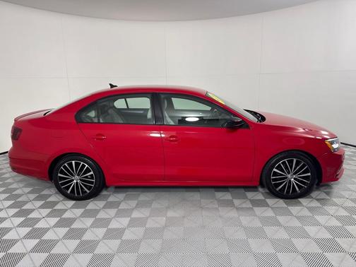 2016 Volkswagen Jetta 1.8T Sport