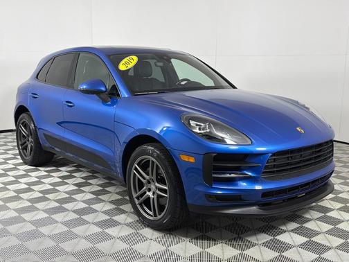 Blue 2019 Porsche Macan Base
