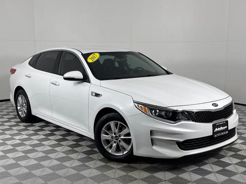 2017 Kia Optima LX