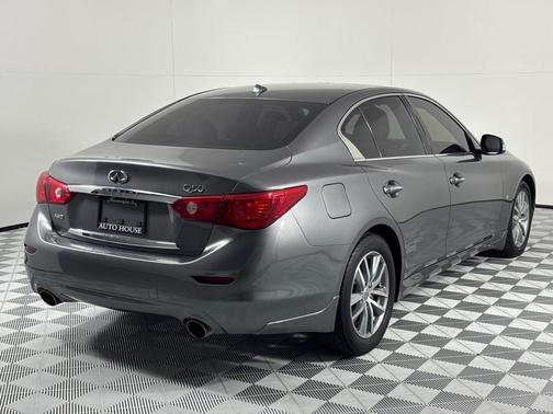 2015 INFINITI Q50 Base