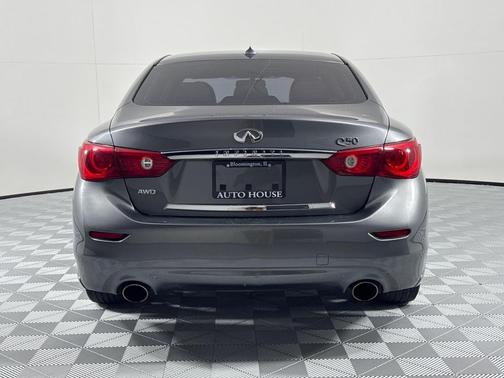 2015 INFINITI Q50 Base