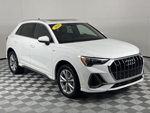 2021 Audi Q3 45 S line Premium