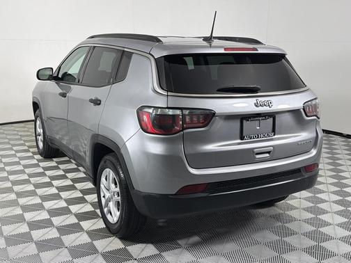 Gray 2019 Jeep Compass Sport